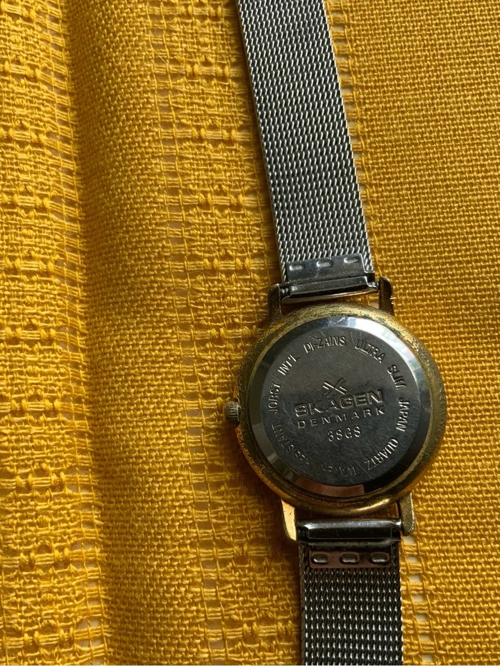 Skagen Classic Silver Mesh Watch (Model 3LGS) WORKS PERFECTLY